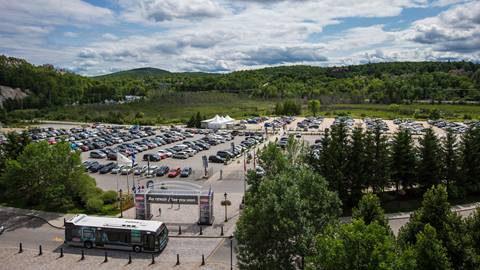 Parking and Shuttle Services at Tremblant