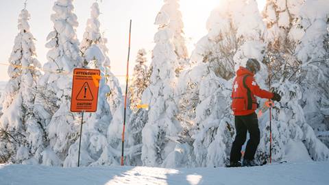 Une journée avec la patrouille de ski à Tremblant