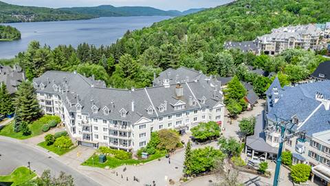 Holiday Inn Express & Suites Tremblant