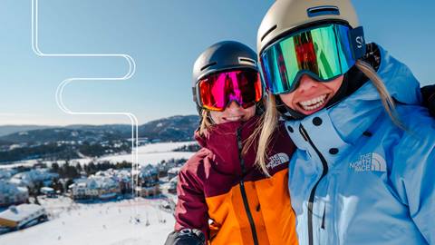 Skieur sur les pistes de Tremblant par une journée parfaite, carte Nordik en poche