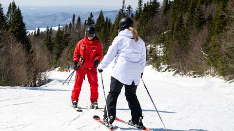 Prenez confiance sur la neige avec une leçon de ski