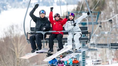 Youth / Adult Snowboard Group Lessons