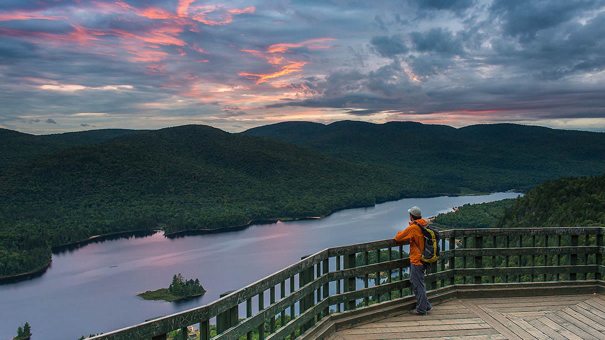 Parc national du MontTremblant Situé à 30 minutes du Centre de