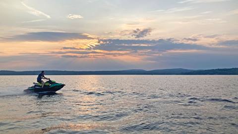 Jetskiing