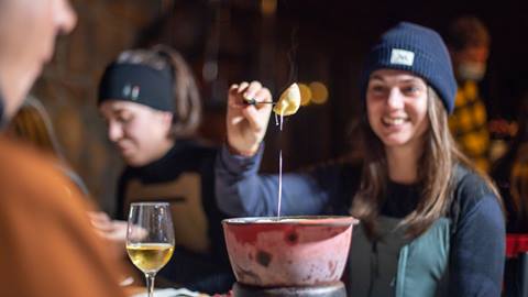 Snowshoeing and Fondue Tour