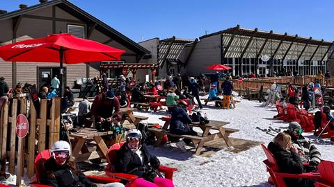 Après-ski on the mountain