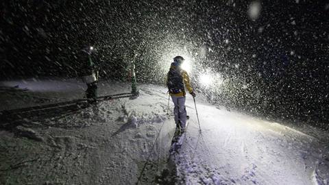 Transition au sommet et descente aux frontales