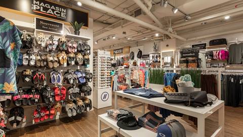 Magasin de la Place Apparel