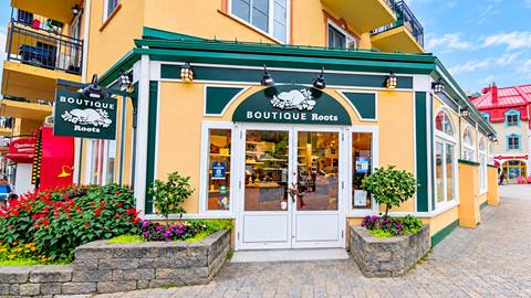 Roots storefront in the Mont-Tremblant pedestrian village.